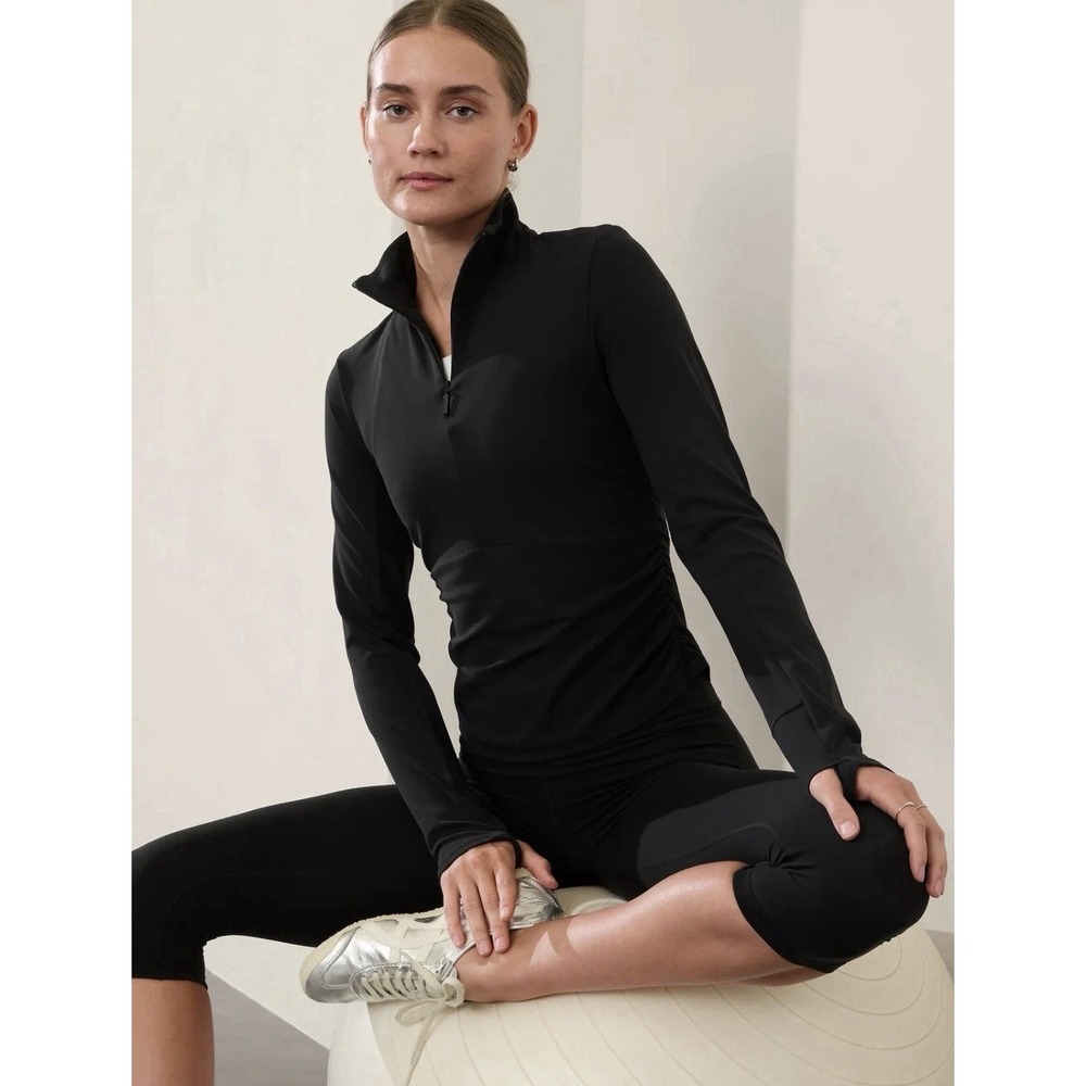 Athleta Transcend Half Zip Black Size XL Ruched Sides Athlesiure Performance
